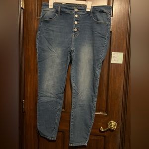 Maurice’s Size 20w regular women’s jeans